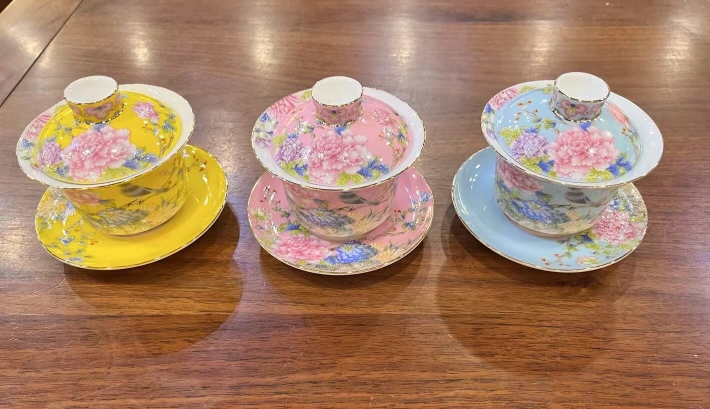 骨瓷花开富贵盖碗