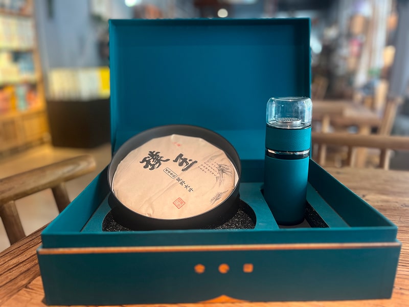 2015年荒野古树老白茶（礼盒）